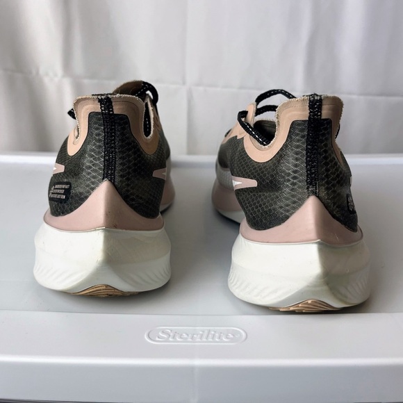 Nike Zoom Gravity Men’s 12 BQ3203-006 Pink Black Running Shoes Lightweight Clean - Picture 10 of 14